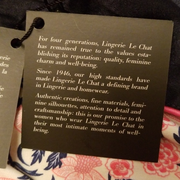 🆕️Le Chat  top - Picture 7 of 7